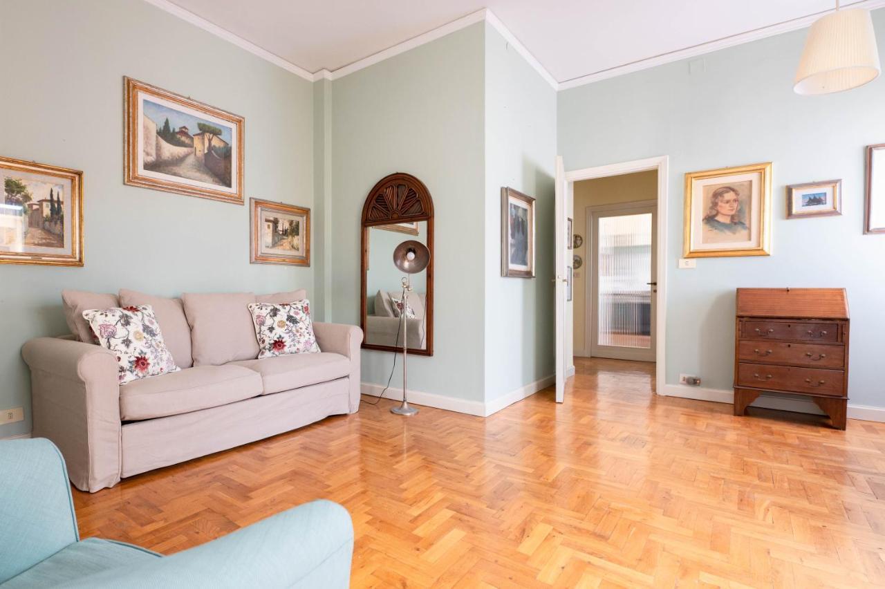 Terrace At 10 Mins From The Duomo - Homeunity Florence Exterior photo